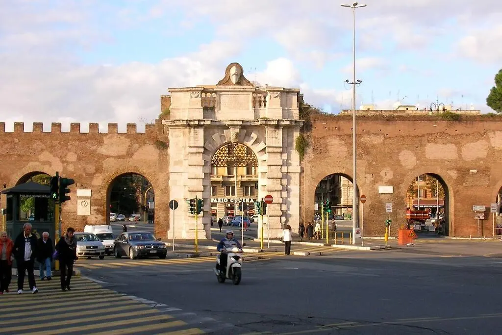 Appartamento Magnagrecia Appia Roma