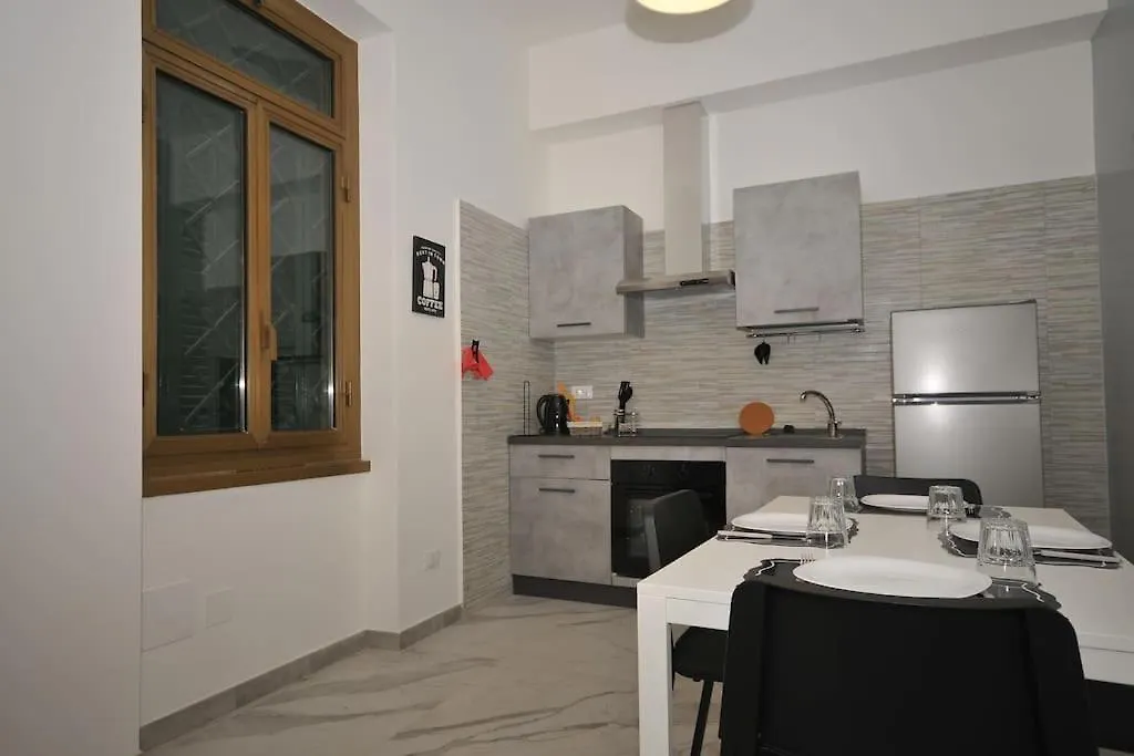 Appartamento Magnagrecia Appia Roma Italia